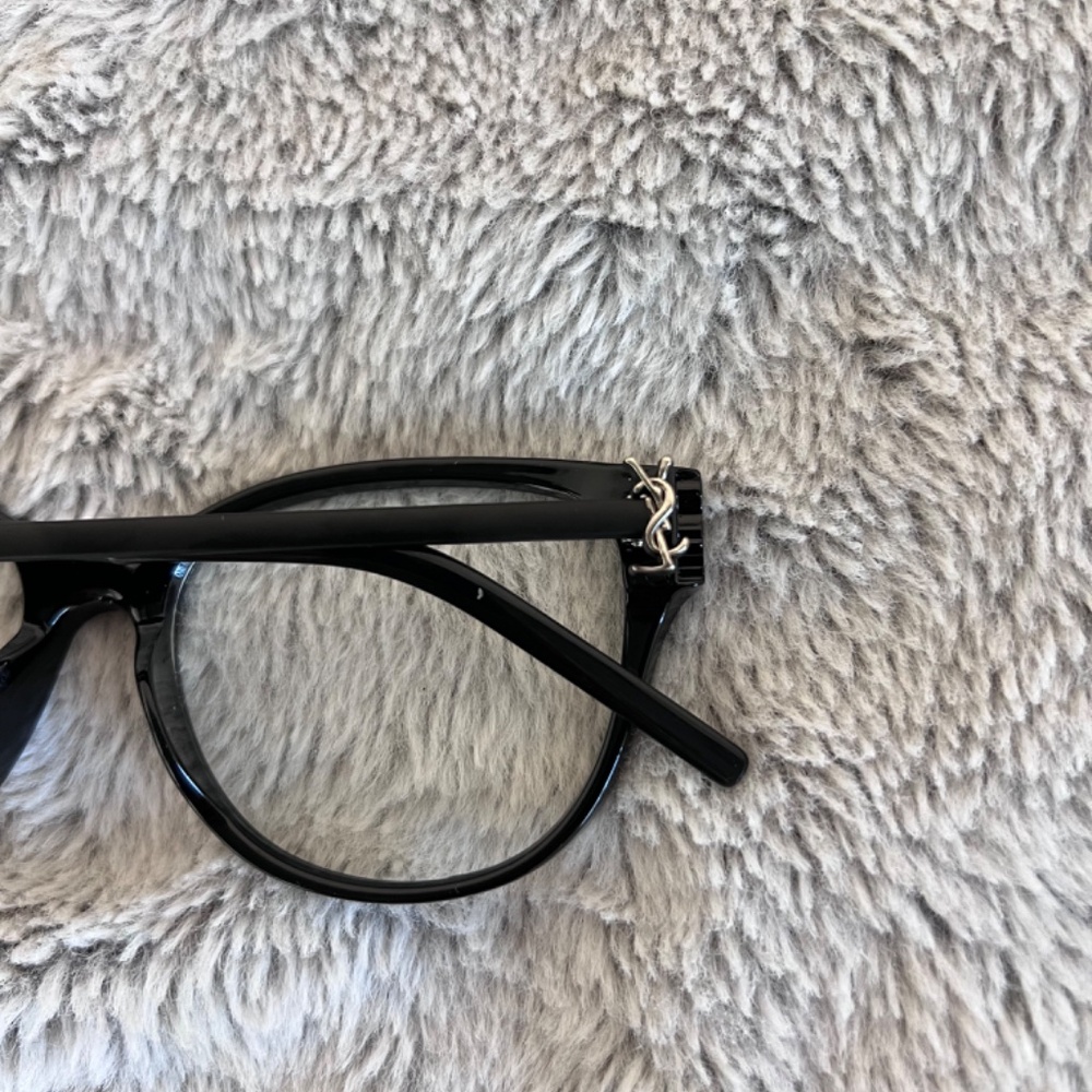 Yves Saint Laurent Rose Glasses